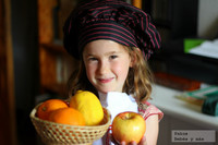 Recetas de verano para hacer con peques: ensaladas con frutas