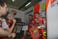La Ducati GP15 aprueba con nota su primera prueba de fuego en pista