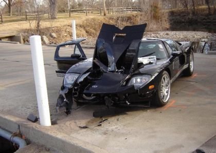 Accidente Ford GT