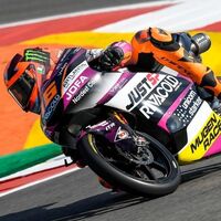 Andrea Migno se queda con la pole en Portimao y Pedro Acosta saldrá décimo gracias a las sanciones