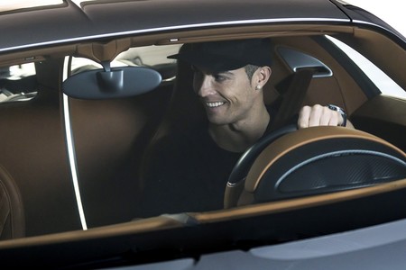 Cristiano Ronaldo Y Bugatti 1