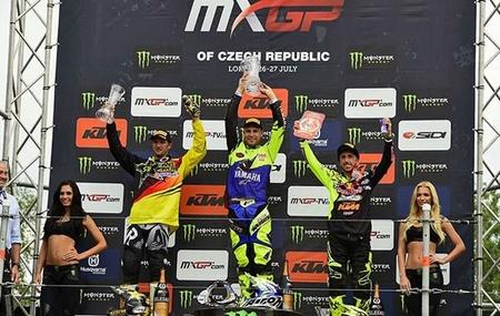 podio-mxgp-2014-loket.jpg