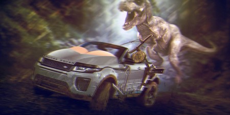 Lara Croft Range Rover Evoque Convertible