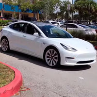Los Tesla en Europa podrán aparcar y desaparcar solos con el Smart Summon, pero con importantes limitaciones