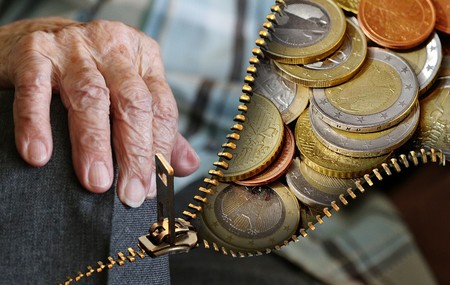 ¿Y si España cambiara su sistema de pensiones por uno de capitalización como el de Chile? 