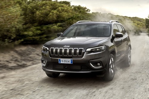 Probamos el Jeep Cherokee 2019: un SUV renovado que apuesta por el diésel y mejora fuera del asfalto