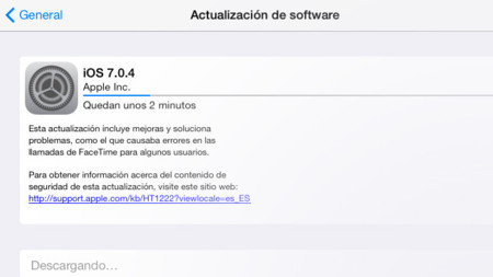 Apple lanza iOS 7.0.4 con mejoras y solución de errores en FaceTime