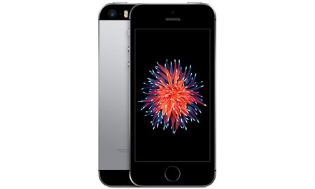 Con la llegada de los nuevos iPhone, el SE de 32 Gb baja hasta los 329 euros en eBay