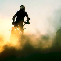El nuevo teaser de la Triumph Scrambler 1200 promete que será la primera de una nueva saga