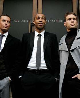Thierry Henry presenta su nueva colección de moda
