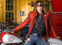 Steven Tyler crea Red Wing, su propia marca de motos