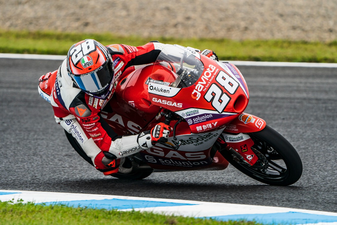 Izan Guevara sentencia el mundial de Moto3 con una exhibición de ritmo y velocidad en Motegi