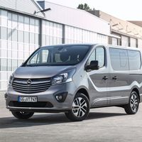 Opel Vivaro Life y Tourer, para trabajar sobre ruedas o desconectar en medio de la nada