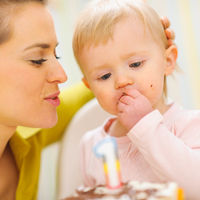 El primer cumpleaños del bebé, un momento único, especial y emotivo que siempre recordareis