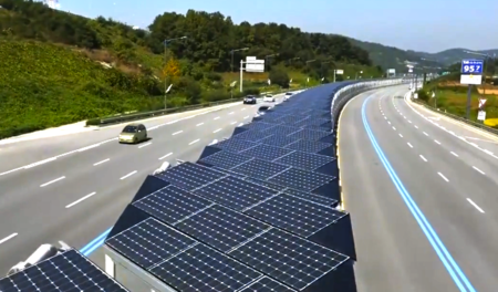 ¿Queremos más carriles bici? En Corea del Sur han levantado uno de 32 kms en autovía y cubierto de paneles solares