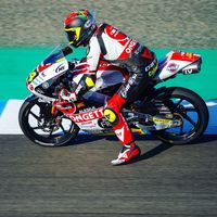 Tatsuki Suzuki repite pole position de Moto3 batiendo el récord del circuito de Jerez