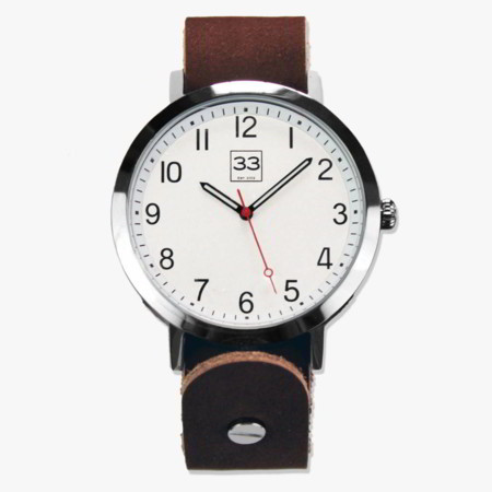 'Time Machine': El nuevo reloj de Treinta y Tres llega muy minimalista