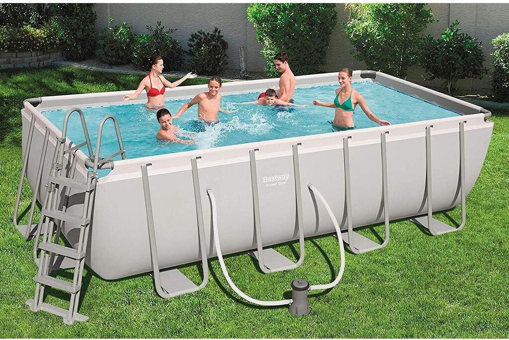 No basta con echar cloro y poner la depuradora el número de horas recomendado. Esto es clave para tener el agua limpia en la piscina