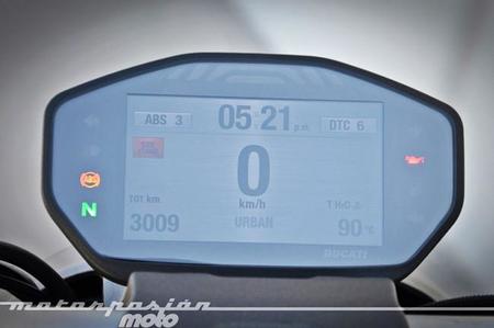 ducati_monster_1200_650_006.jpg
