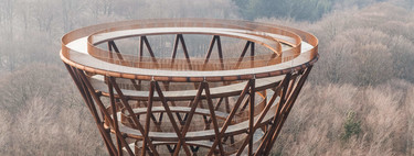 Forrest Tower, la espiral en un bosque danés que casi te hace tocar las nubes 