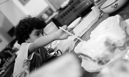 Alimentos que los niños no deben comer crudos