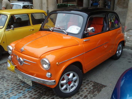 Concentración de coches clásicos en Benavente