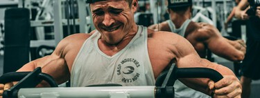 Si piensas que hacer las repeticiones más lentas al entrenar fuerza es buena idea debes saber esto