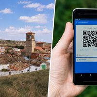 Un pueblo de Cuenca está guardando sus recuerdos dentro de códigos QR: sus comercios cerraron, pero sus historias siguen abiertas 