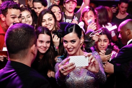 Katy, cariño, cambia de álbum porque nos estamos ya quedando sin singles