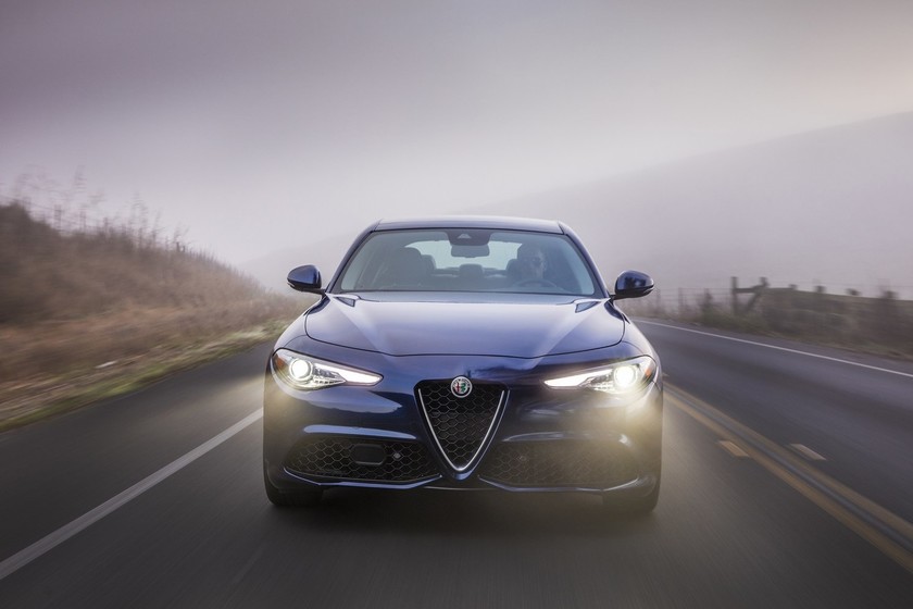 Alfa Romeo Le A 241 Ade Equipamiento Al Giullia Para 2018