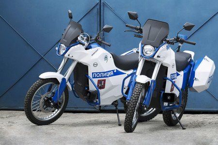 Esta es la IZH Pulsar: La moto eléctrica para mantener la seguridad (y el silencio) en Rusia