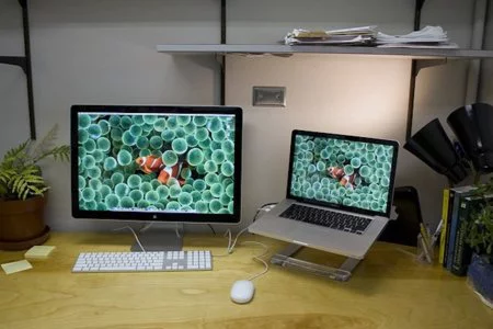 macbook-stand.jpg