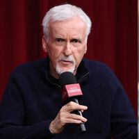 James Cameron confiesa que estuvo a punto de hacer 'Wicked' hace 15 años: "Mi película favorita es un musical"