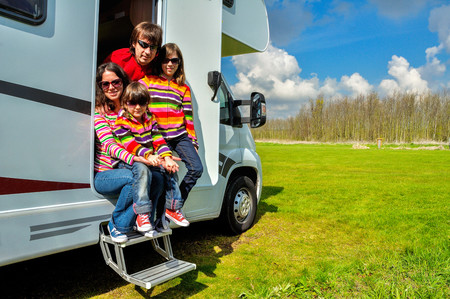 Vacaciones en familia: cinco mágicas rutas en autocaravana para hacer con niños por Europa