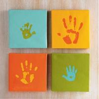 Decora una habitación con las manos de tus hijos