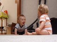 El suelo, el mejor espacio de juegos para el bebé