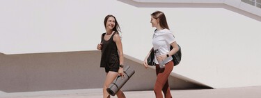 Las zapatillas más coquetas de HOKA que salvan los días más ocupados y te ayudan a mejorar tus marcas en carrera 