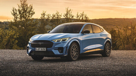 Ford Mustang Mach E 3