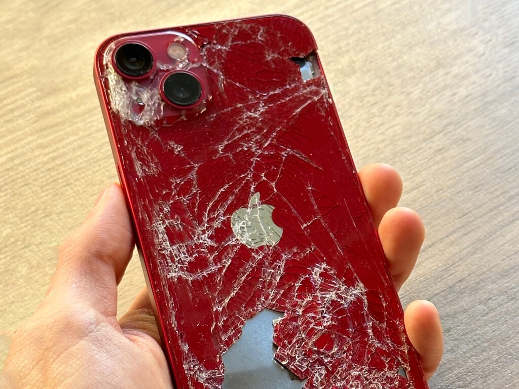 AppleCare One hace que contratar un seguro de Apple sea irresistible. El problema es que aún tiene pendiente cruzar la frontera