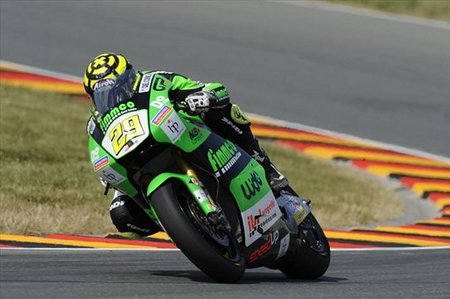 andrea-iannone-mas-rapido-fp2-alemania-2010.jpg