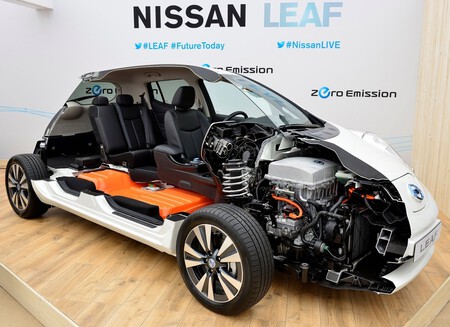 Nissan Leaf 2014 1600 60