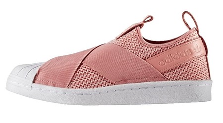 Por 44,90 euros podemos hacernos con las zapatillas Adidas Originals Superstar Slip-on en Zalando tras un 50% de descuento