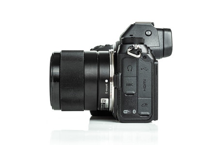 Techart TZE-01: un nuevo anillo adaptador para migrar tus objetivos Sony a cámaras Nikon de montura Z