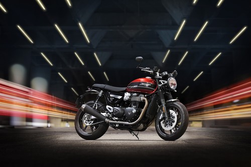 Saluda a la Triumph Speed Twin: 97 CV de maridaje perfecto entre estilo clásico y modernidad