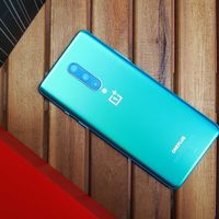 Descuentazo de 180 euros y envío gratis en el nuevo OnePlus 8, un potente smartphone con conectividad 5G y pantalla 90Hz