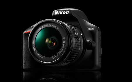 Nikon D3500, Canon EOS 2000D, Panasonic Lumix GX9 y más cámaras, objetivos y accesorios en oferta: Llega Cazando Gangas