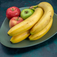 Por qué no se recomienda dejar los plátanos cerca de las manzanas en el frutero. Es un error habitual 