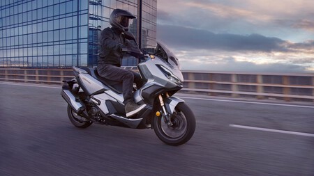 Imágenes  7-sccooter-nuevos-estrenados-para-2022-011