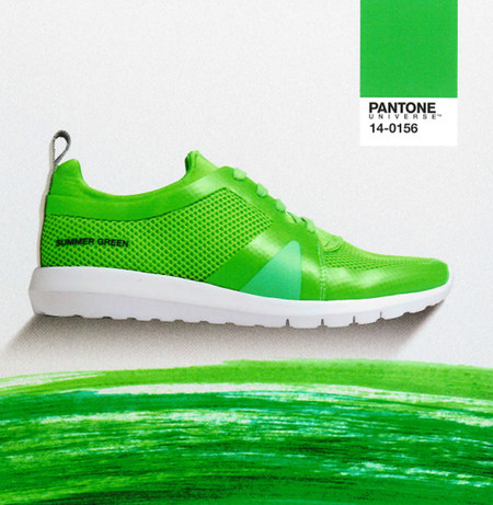 Pantone convertirá el grennery, color del 2017, en una colección de calzado deportivo
