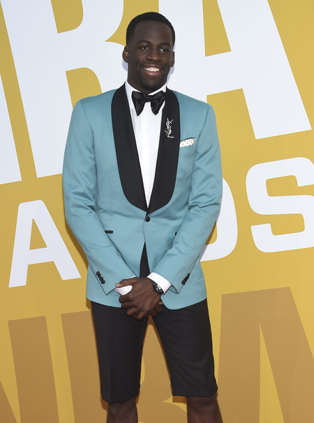 ¿Esmoquin con pantalón corto? Lo hemos visto en los NBA Awards